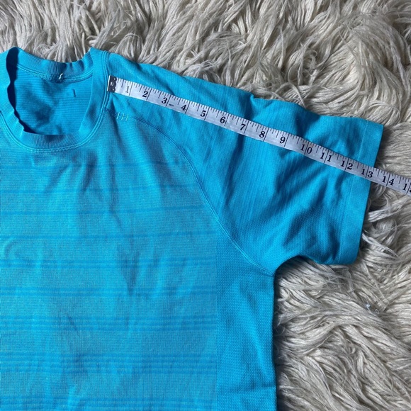 Lululemon Shirt Mens AQUA BLUE Athletic Training Workout Eat Drink Sweat Repeat - Picture 6 of 6